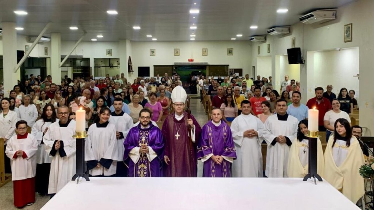 Dom Luiz celebra missa de encerramento da Visita Pastoral à Paróquia São Francisco de Assis de Américo Brasiliense