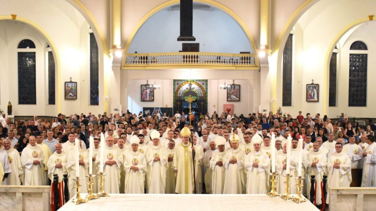 “O Bom Pastor entrega a vida pelas ovelhas”: Dom Luiz celebra 10 anos de ordenação episcopal